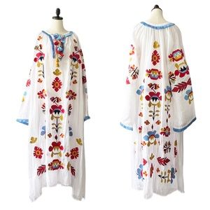 March 11 Astrid Ukraine Vyshyvanka Linen Kaftan Dress | Oversized (SMALL)